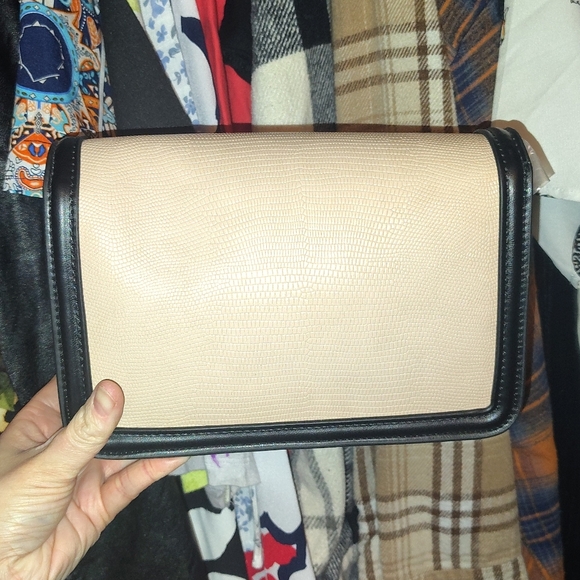 Jules Kae Anthropologie Cream and Black Crossbody - Picture 4 of 6
